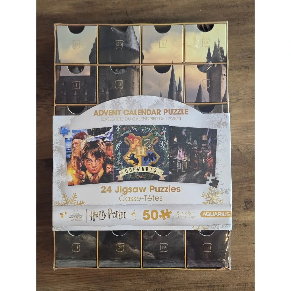Harry Potter Advent Calendar 24 Jigsaw Puzzles 50pc Each Wizarding World NEW